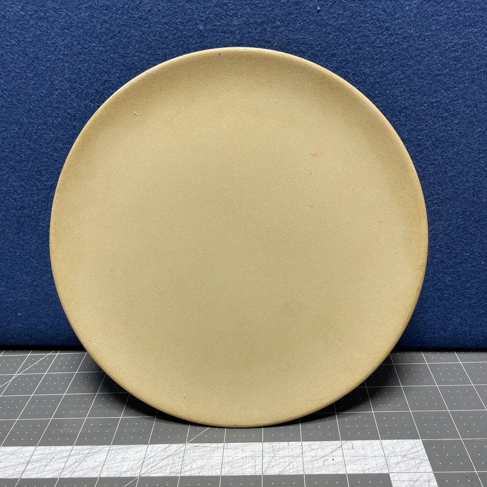 Pampered Chef Classics Collection Family Heritage Stoneware 10" Round Plate